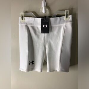 Women’s Under Armour Small HeatGear Sliding Softball Shorts